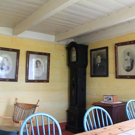 Villa Lille Gjersdal - Et Unikt Opphold 100 Ar Tilbake I Tid Farsund Exterior foto